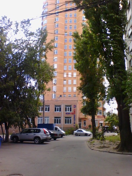 Территория бывшего ПТУ № 17. 22-х этажная Киваловская свечка на 5 станции Большого Фонтана - Одесский Политикум