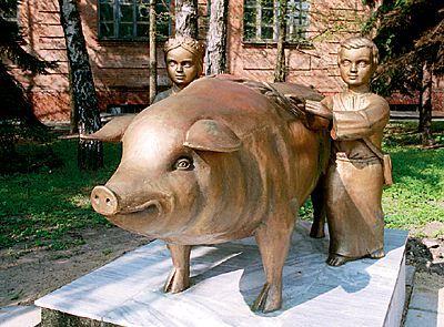 Памятник свинье - "украинской всекормилице" - Одесский Политикум