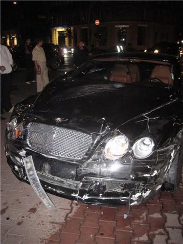 Машины разбитые сыном Александра Коробчинского - Одесский Политикум