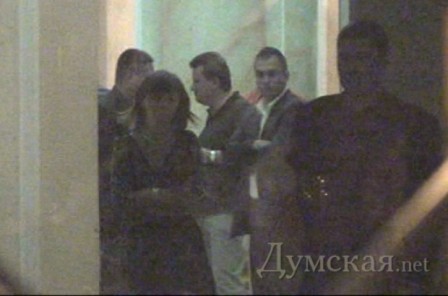 Поздняков и Самхарадзе приехали к мэрии сразу же, как стало известно о задержании вице-мэра Николая Ильченко - Одесский Политикум